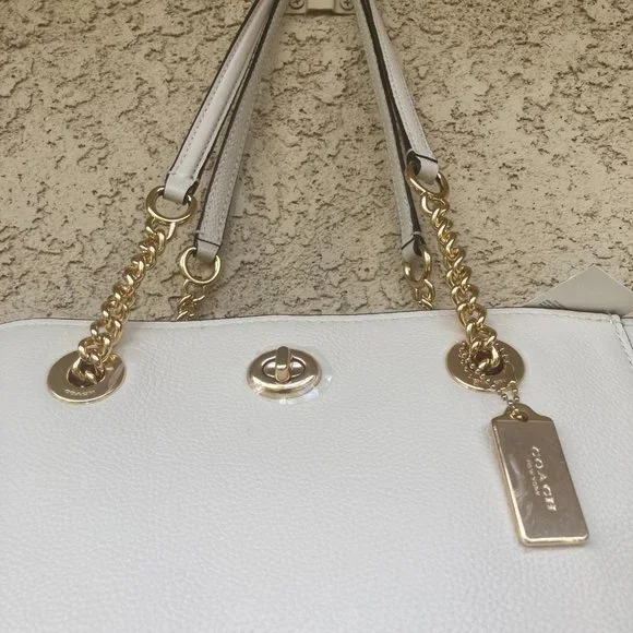 COACH White pebbled leather turnlock chain tote - Picture 4 of 8